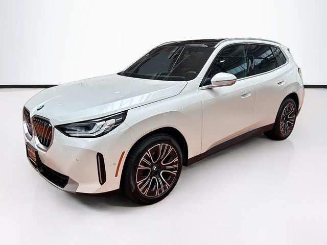 2026 BMW X3 30 xDrive in White Metallic — front three-quarter view