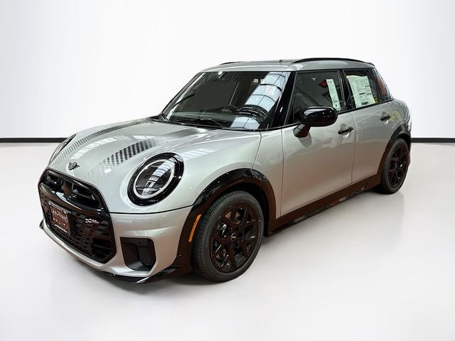 2026 MINI 4 DOOR ICONIC in Melting Silver III Metallic — front three-quarter view