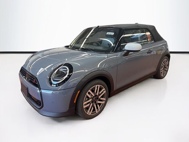 2026 MINI CONVERTIBLE SIGNATURE PLUS in Copper Grey Metallic — front three-quarter view